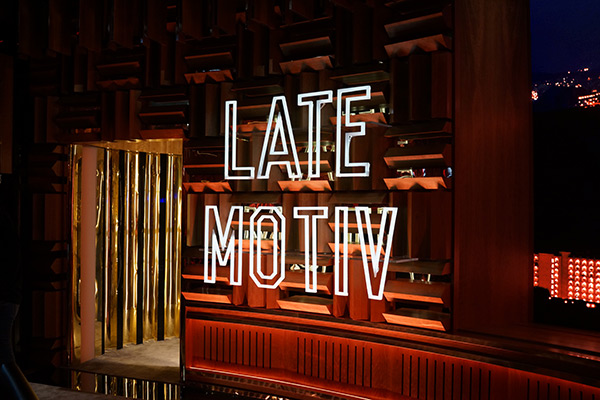 'Late Motiv'